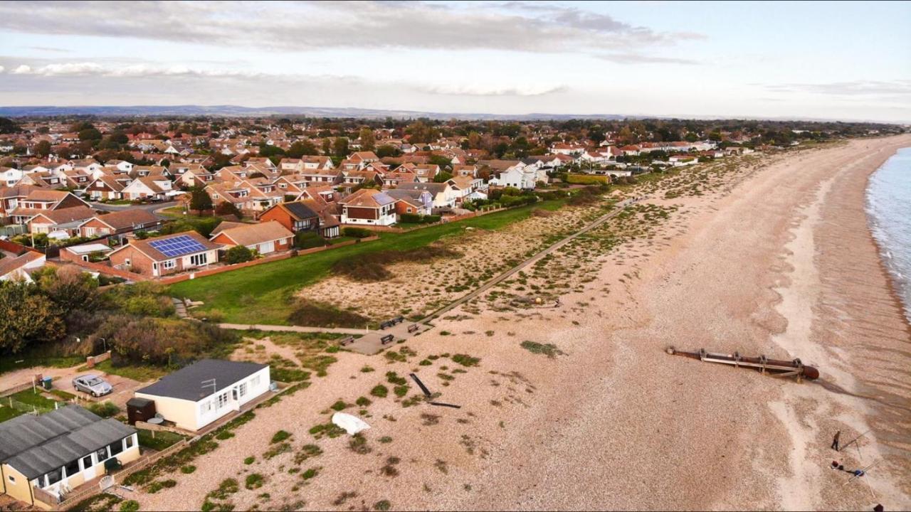 Отель Pagham Getaways Экстерьер фото
